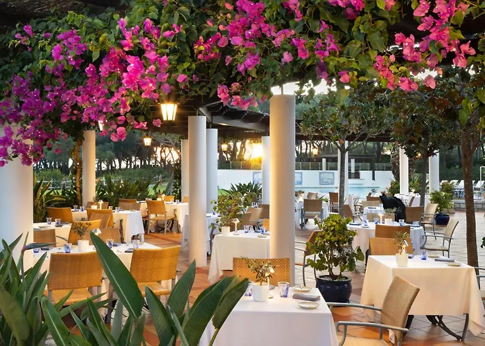 Pine Cliffs Gardens Albufeira