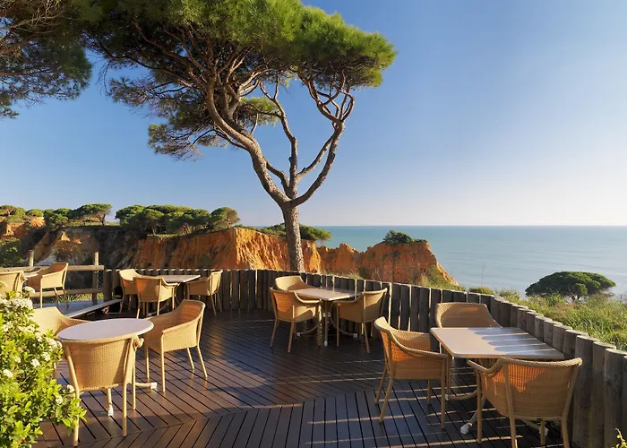 Szálloda Pine Cliffs Gardens 5*