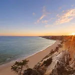 מלון Pine Cliffs Gardens 5*