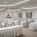 מלון Pine Cliffs Gardens 5*