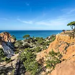 מלון Pine Cliffs Gardens 5*