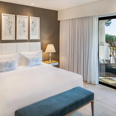 Pine Cliffs Gardens מלון 5*