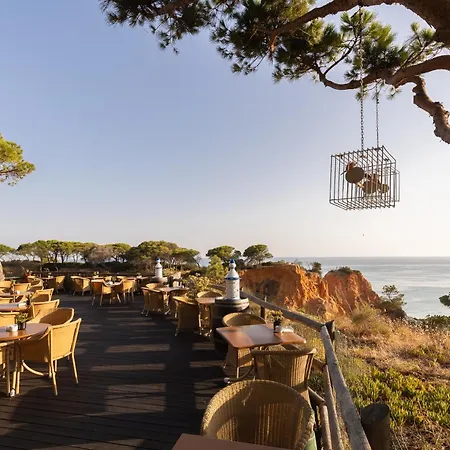 Pine Cliffs Gardens Otel 5*