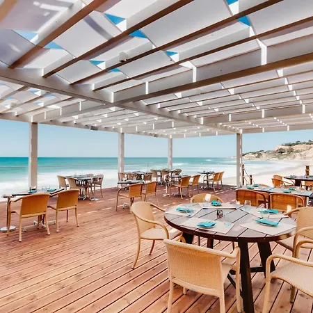 Pine Cliffs Gardens Hotel 5*