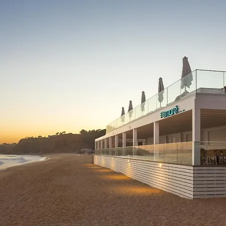 ホテル Pine Cliffs Gardens