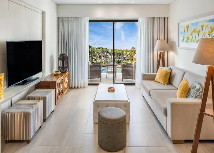 Pine Cliffs Gardens Hotel Albufeira