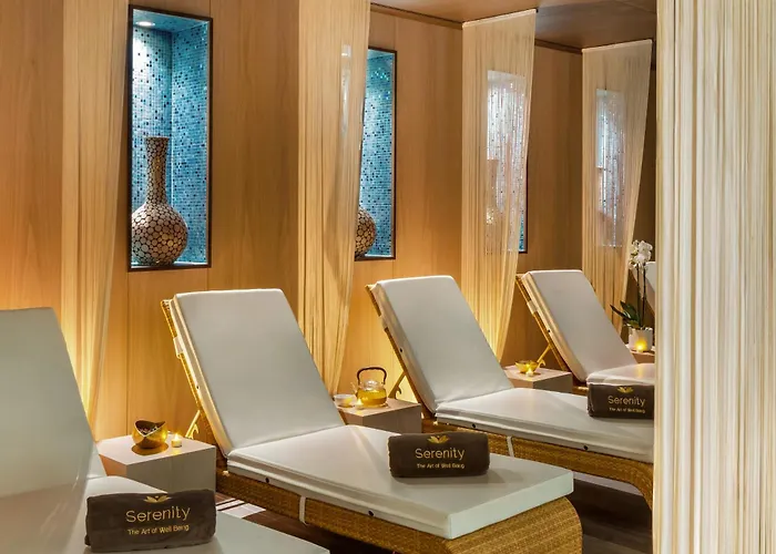 Pine Cliffs Gardens Hotel