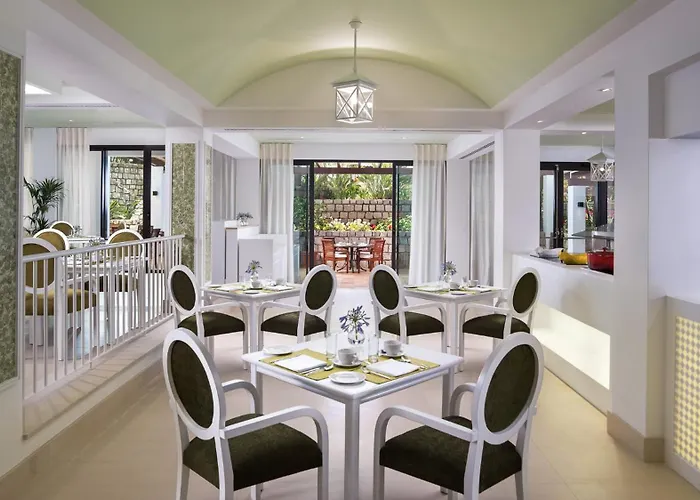 Hotel Pine Cliffs Gardens Albufeira