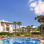 Pine Cliffs Gardens البوفيرا