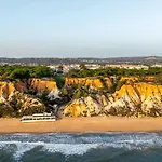 Pine Cliffs Gardens فندق