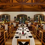 Pine Cliffs Gardens 5* البوفيرا