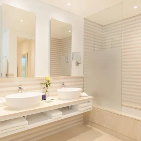 Pine Cliffs Gardens Отель 5*