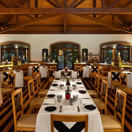 Pine Cliffs Gardens 5* Албуфейра