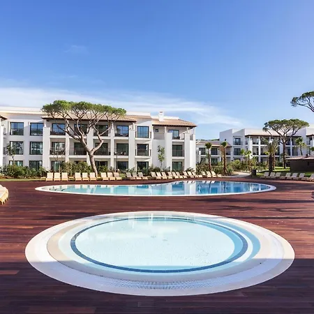 Отель Pine Cliffs Gardens