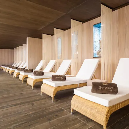 Pine Cliffs Gardens 5*