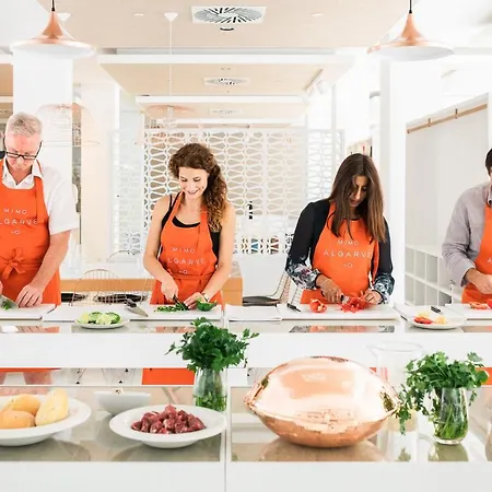 Pine Cliffs Gardens Отель Албуфейра