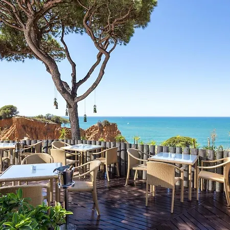 Pine Cliffs Gardens Албуфейра