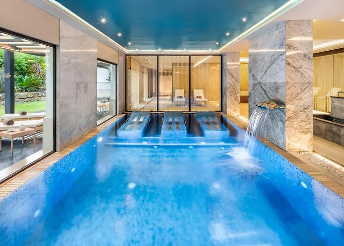 Pine Cliffs Gardens Hotel 5*