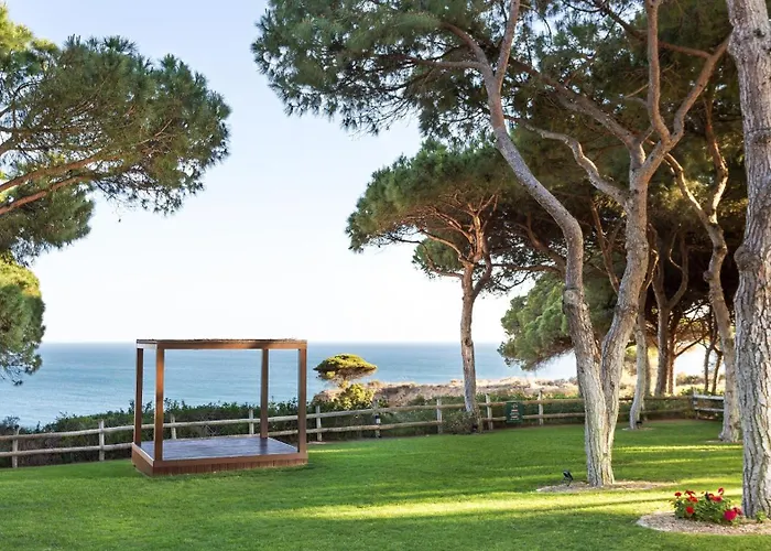 Pine Cliffs Gardens Hotel