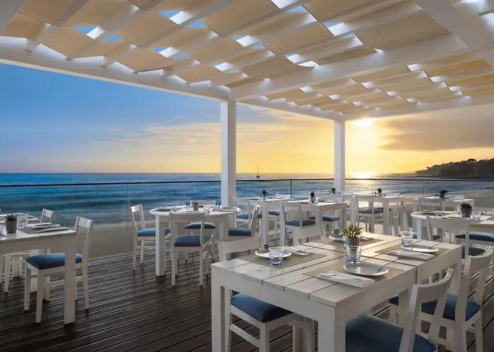 Pine Cliffs Gardens Hotel 5*